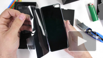 Блогер испытал на прочность Samsung Galaxy Z Flip