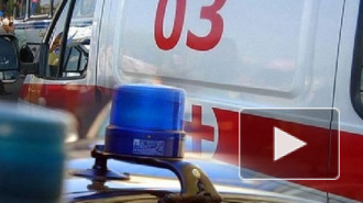 В центре Петербурга автомобиль сбил на тротуаре мужчину, женщину и младенца