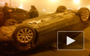 На Народной улице перевернулась Audi