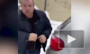Видео: В Нижнем Новгороде водитель "Яндекс.Такси" выкинул из машины пассажирку и избил ее