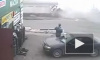 Во Владивостоке "Тойота" на полном ходу снесла остановку
