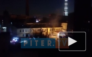 Спасатели всю ночь разгребали завалы на фабрике "Красная нить"