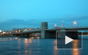 Петербурженка бросилась с Володарского моста, пытаясь покончить с собой