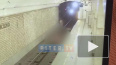 Появилось видео инцидента на станции "Площадь Александра ...