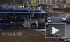 Видео: на Серебристом бульваре столкнулись две иномарки и троллейбус