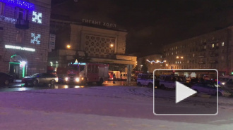 В "Перекрёстке" на Кондратьевском произошёл взрыв