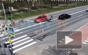 На перекрестке Светлановского проспекта и улицы Вернандского произошло ДТП с мотоциклистом