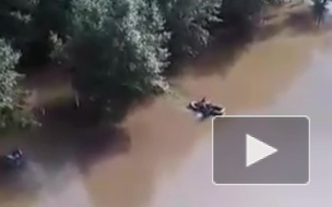 Чита ушла под воду из-за паводка, более 3 тысяч человек эвакуировали