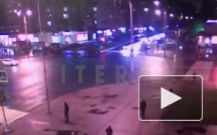 Появилось видео момента ДТП на перекрестке Лёни Голикова и Ветеранов