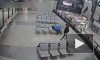 На Ладожском вокзале пскович украл смартфон у спящего пассажира