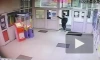 Видео: во Всеволожске украли платежный терминал из универмага