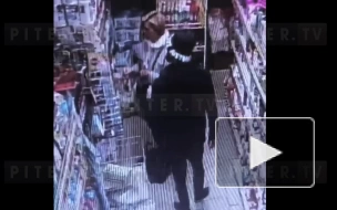 В Выборгском районе трое кавказцев ограбили магазин и избили глухонемого покупателя