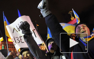 Евромайдан: первый погибший, угроза штурма, гимн Украины в метро