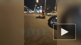 Мотоциклист столкнулся с Hyundai Solaris на северо-востоке Петербурга