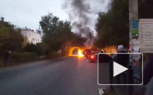 Сегодня вечером загорелся автобус в Астрахани