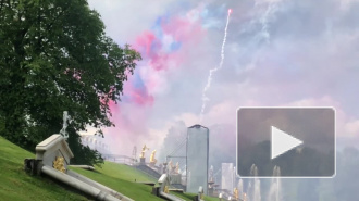 Видео: в Петергофе отметили Весенний праздник фонтанов