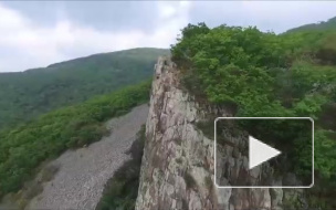 Смертельное селфи: В Приморье женщина разбилась насмерть при попытке сделать красивый кадр