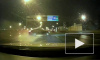 Видео: BMW на большой скорости развернуло на КАД на 180 градусов 