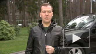 Доверенное лицо президента обматерило Медведева