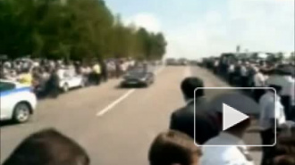 Джип Дмитрия Медведева врезался в толпу людей