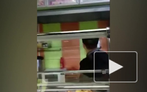 В ТЦ "Норд" петербурженка заметила таракана в кафе