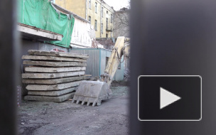 Видео: в Выборге сносят бывший кинотеатр "Родина"