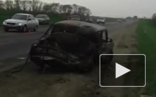 Жуткое видео из Ставрополя: легковушка вылетела на встречку и протаранила грузовик