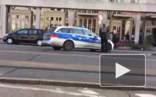 Появилось первое видео с места вопиющего наезда в Германии, где преступник с ножом задавил трёх пешеходов
