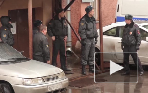 В Пушкине выявили цех по изготовлению "паленой" водки и портвейна, в котором работали мигранты-азиаты