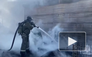 В Приморье локализовали пожар на складах
