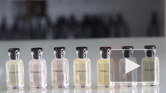 В России приняли закон об обязательной маркировке духов и фотокамер