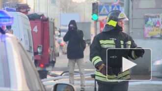 В Москве горела автостоянка, дотла сожжены 12 дорогих иномарок, ущерб 150 миллионов рублей