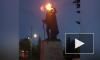 В Портленде протестующие снесли памятник первому президенту США
