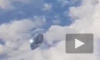 Пассажир самолета снял на видео пролетающий НЛО над облаками Испании